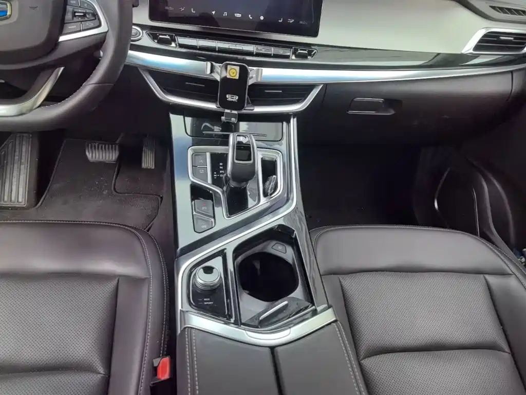 Geely Jia Ji — миниатюра 14