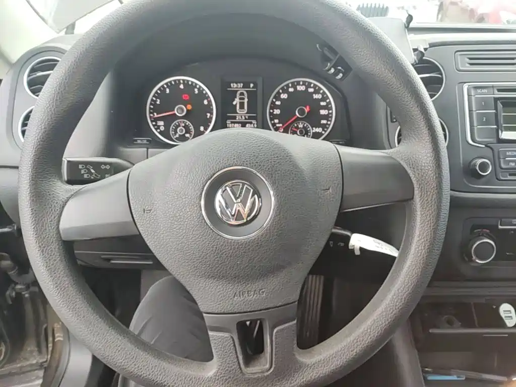 Volkswagen Tiguan — миниатюра 11