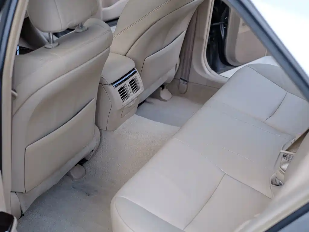 Toyota Reiz — миниатюра 27