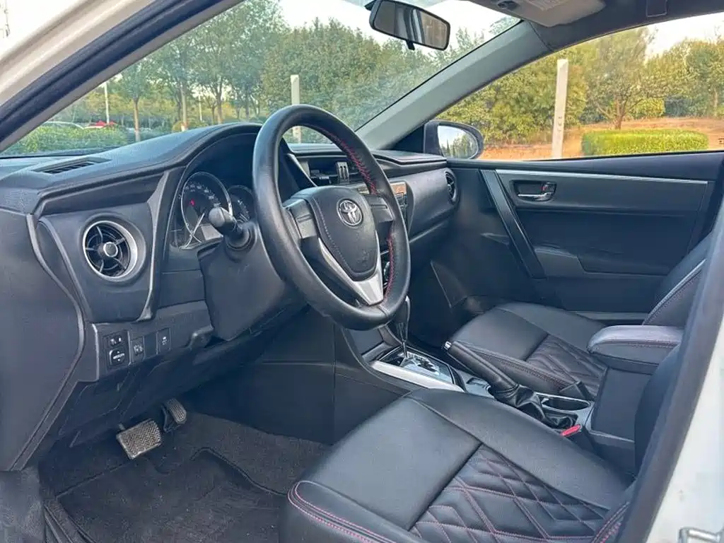 Toyota Corolla — миниатюра 8