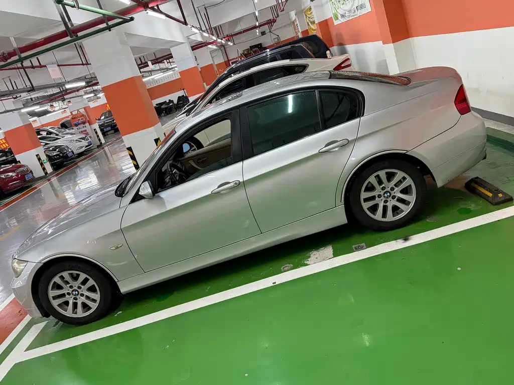 BMW 3 Series — миниатюра 4