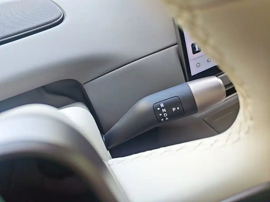 Li Auto Li i8 — миниатюра 14
