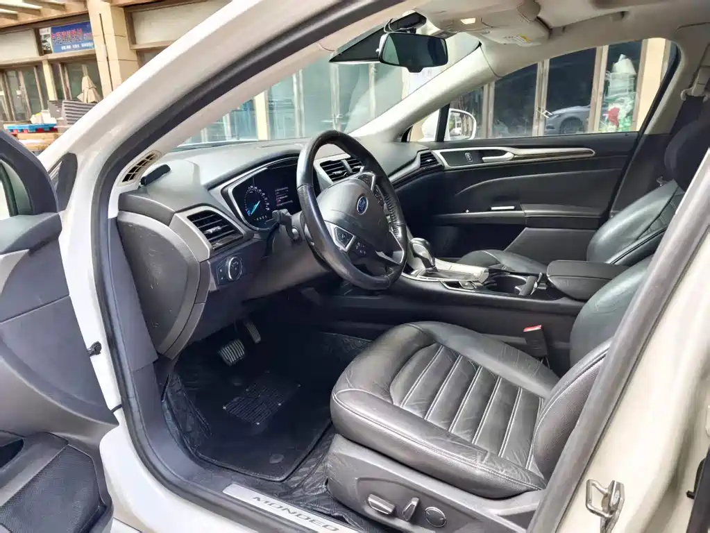 Ford Mondeo — миниатюра 4