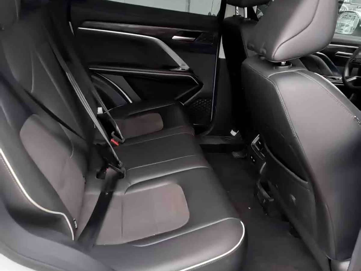 Haval Haval H6 1.5 л 2022 г. Белый, пробег 38800 км