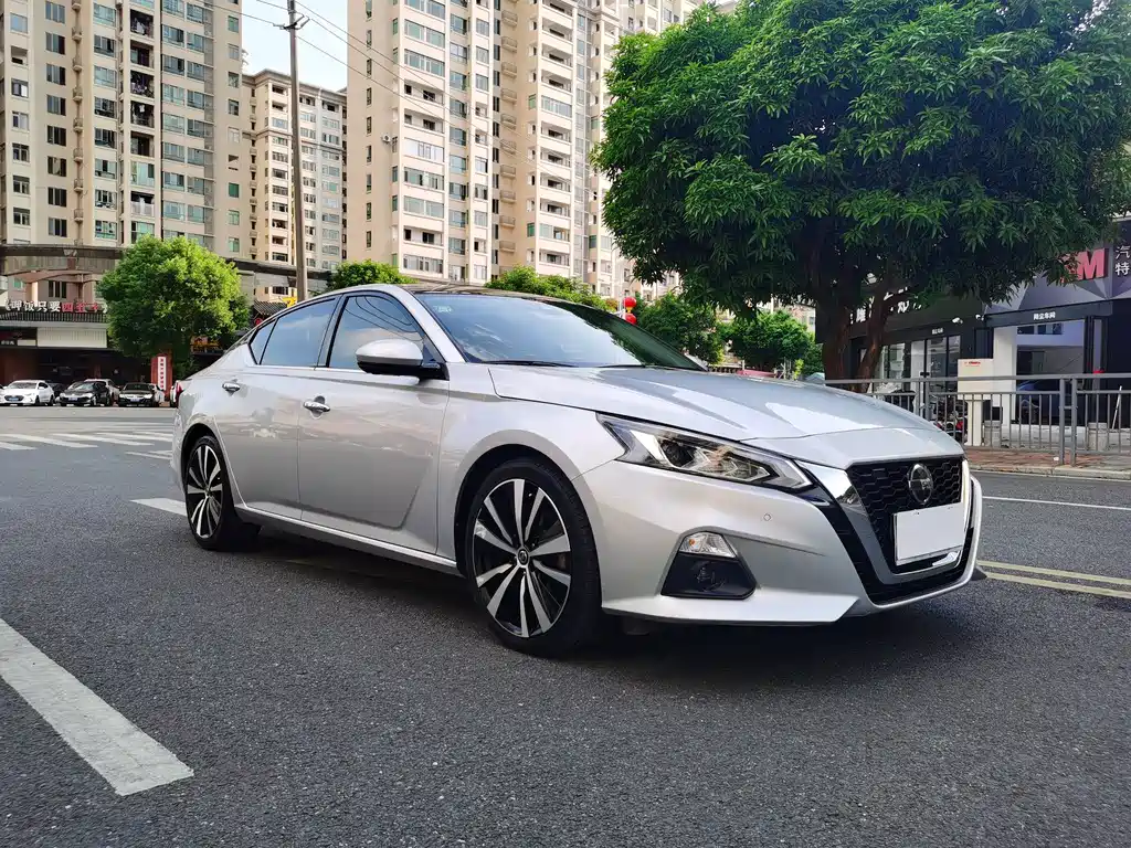 Nissan Teana — миниатюра 3