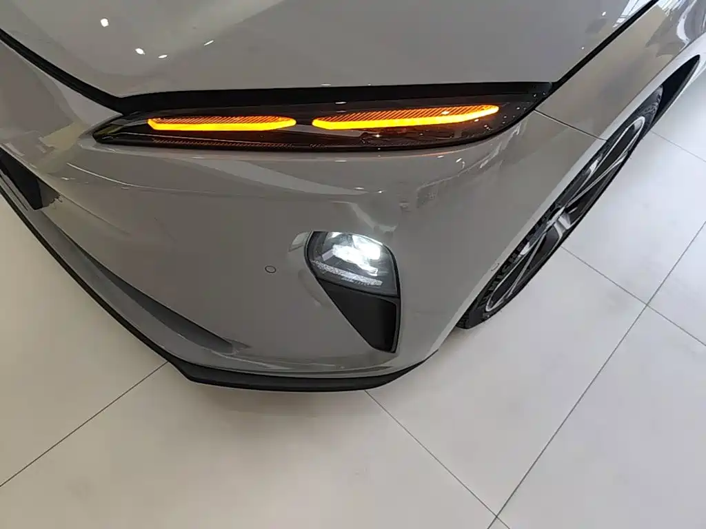NIO ET5 — миниатюра 24