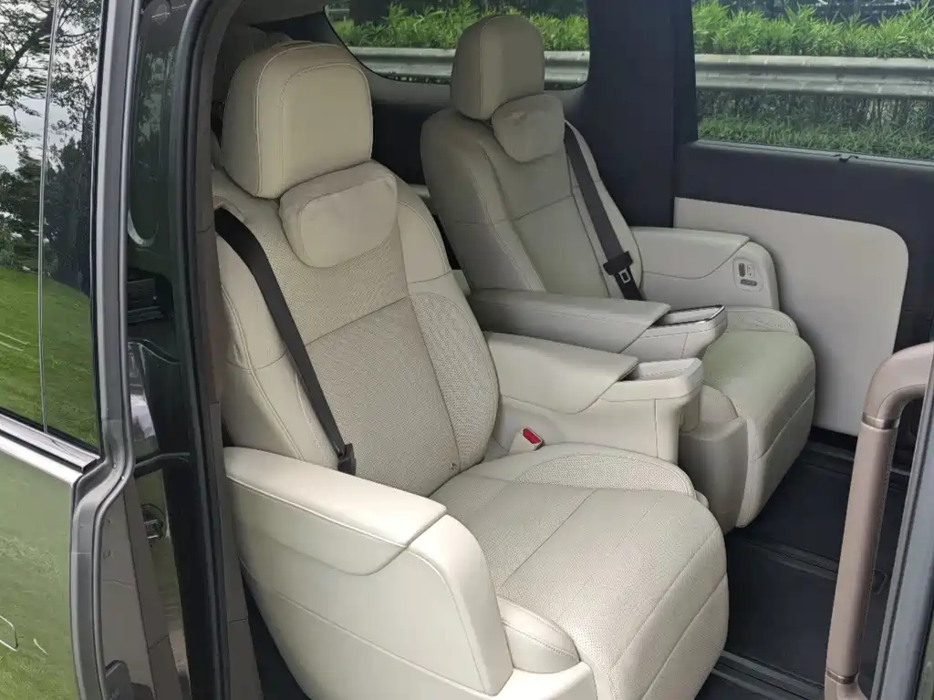 Li Auto Li MEGA — миниатюра 12