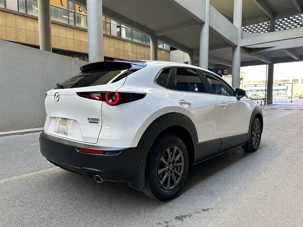 MAZDA CX 30