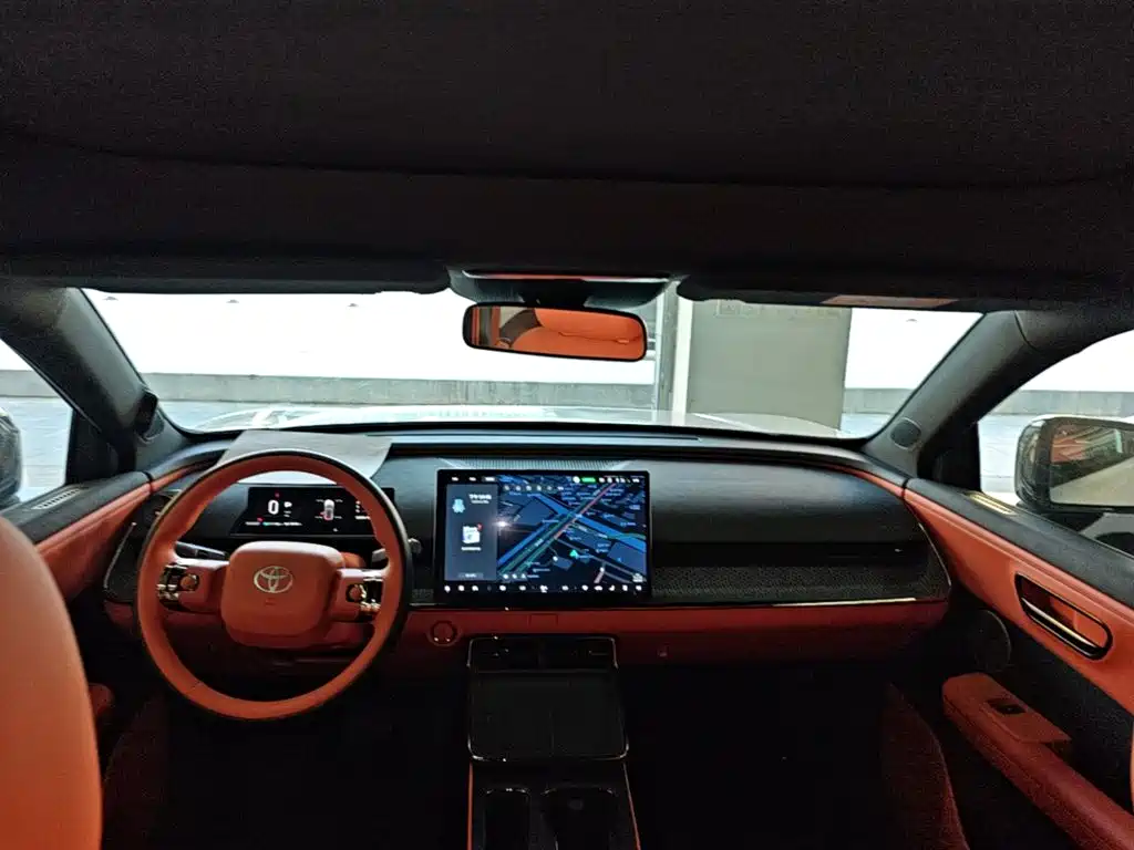Toyota bZ3X — миниатюра 18