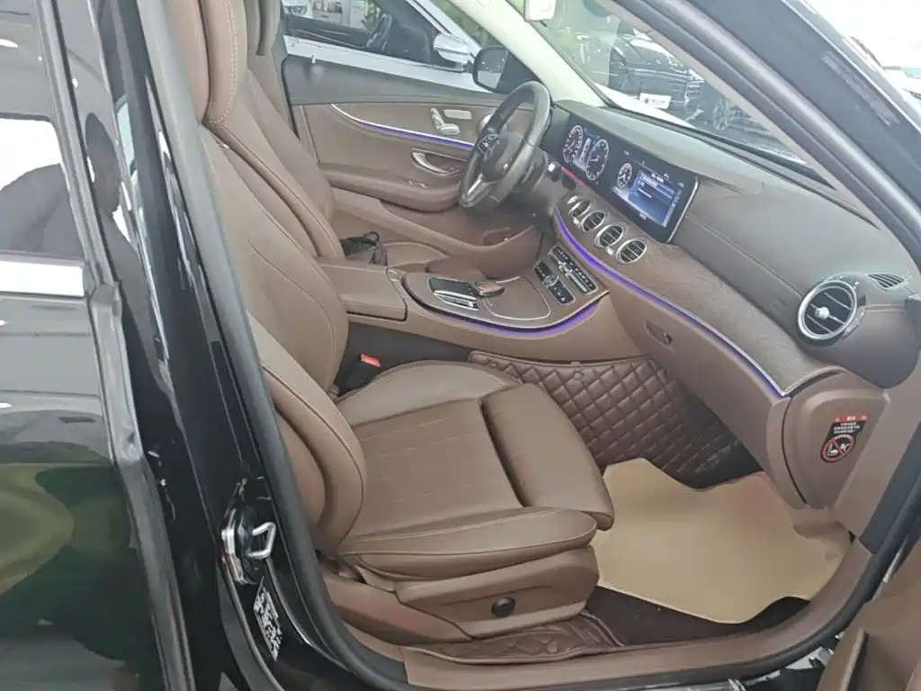 Mercedes-Benz E-Class — миниатюра 25