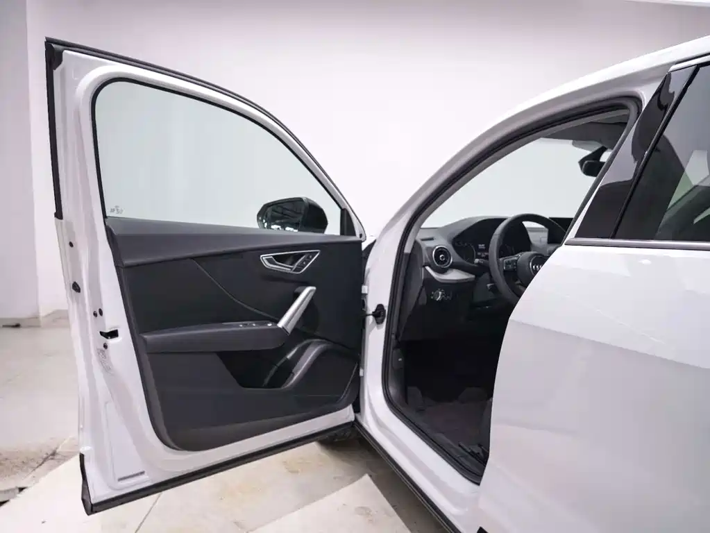Audi Q2L — миниатюра 13