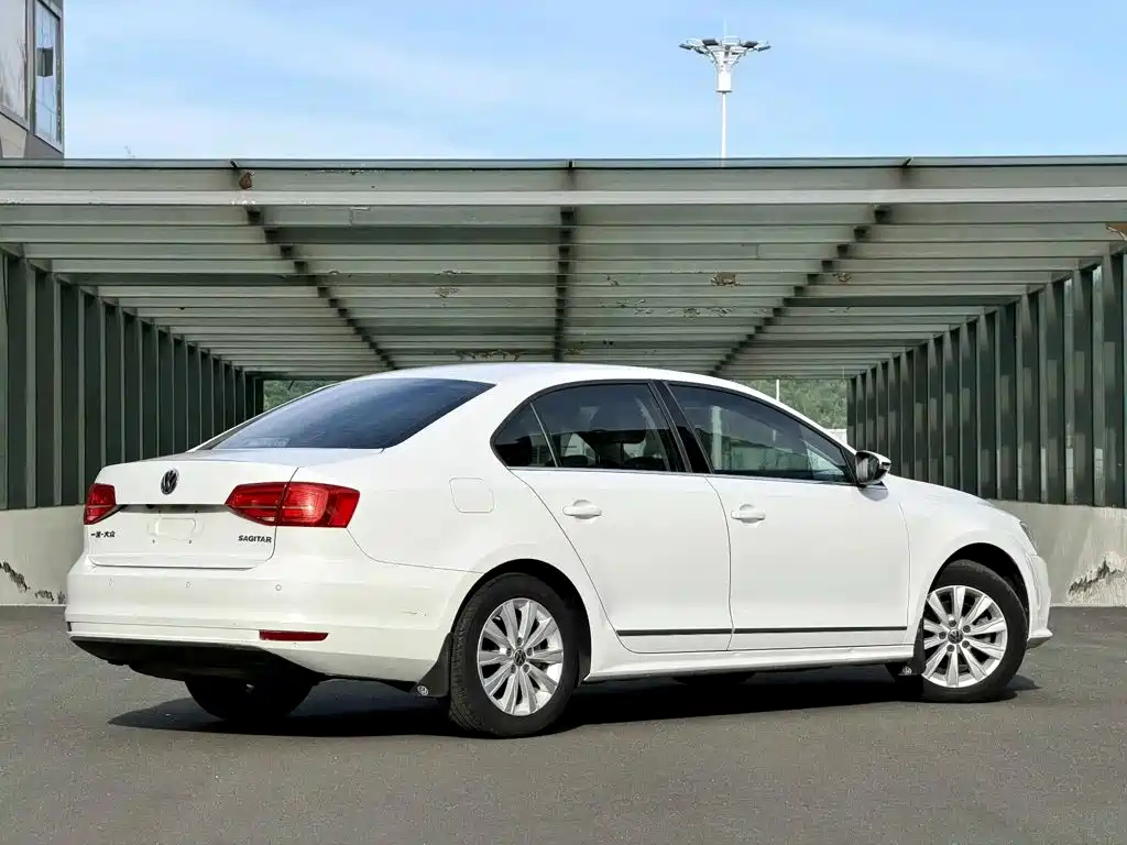 Volkswagen Sagitar — миниатюра 9
