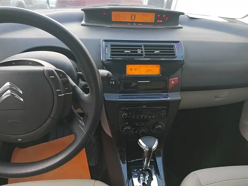Citroen C-Quatre — миниатюра 13