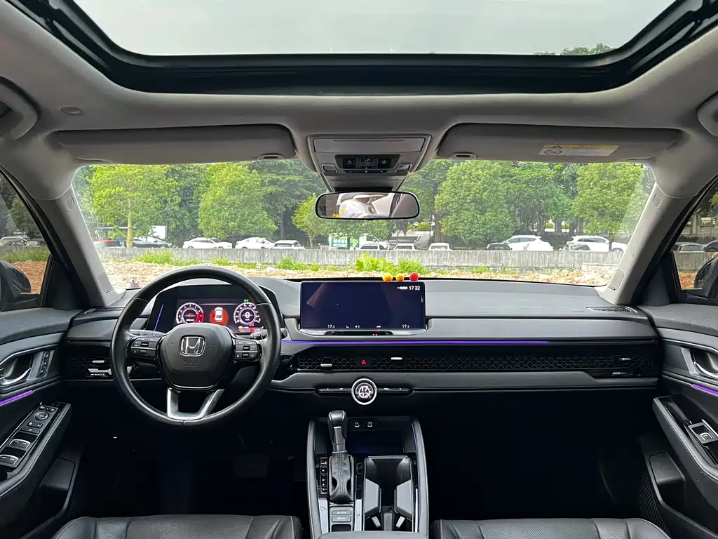 Honda Accord — миниатюра 6