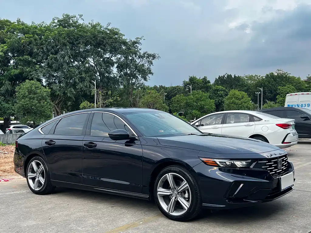Honda Accord — миниатюра 3