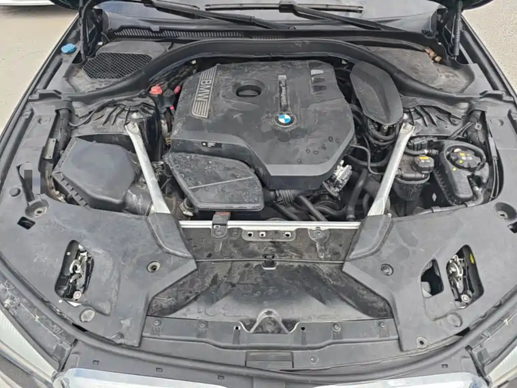 BMW 5 Series — миниатюра 20