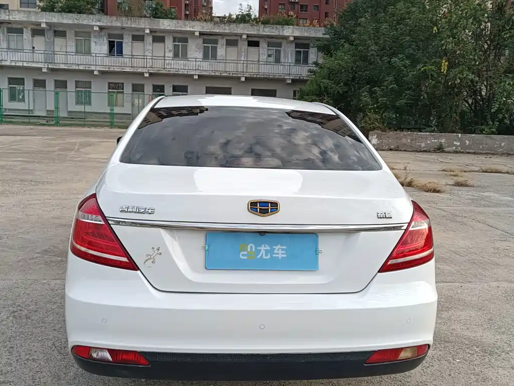 Geely Emgrand — миниатюра 15