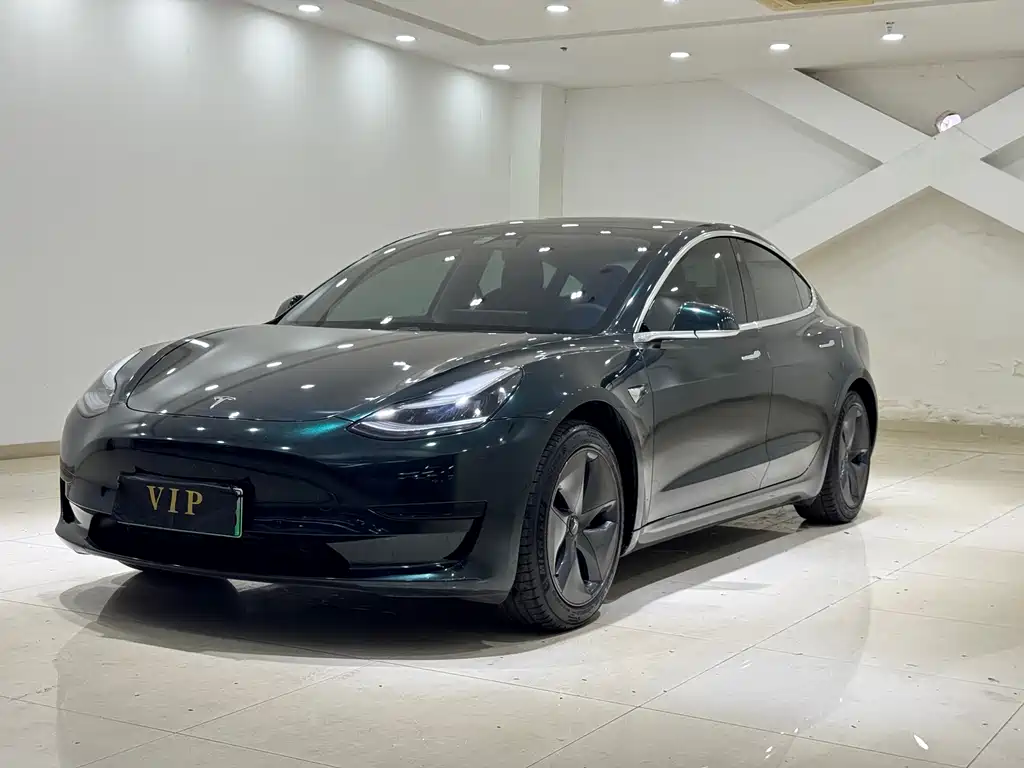 Tesla Model 3 2020