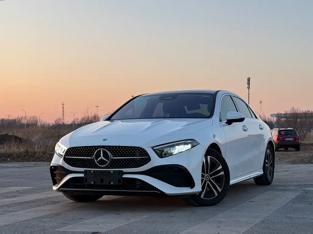 MERCEDES-BENZ A CLASS