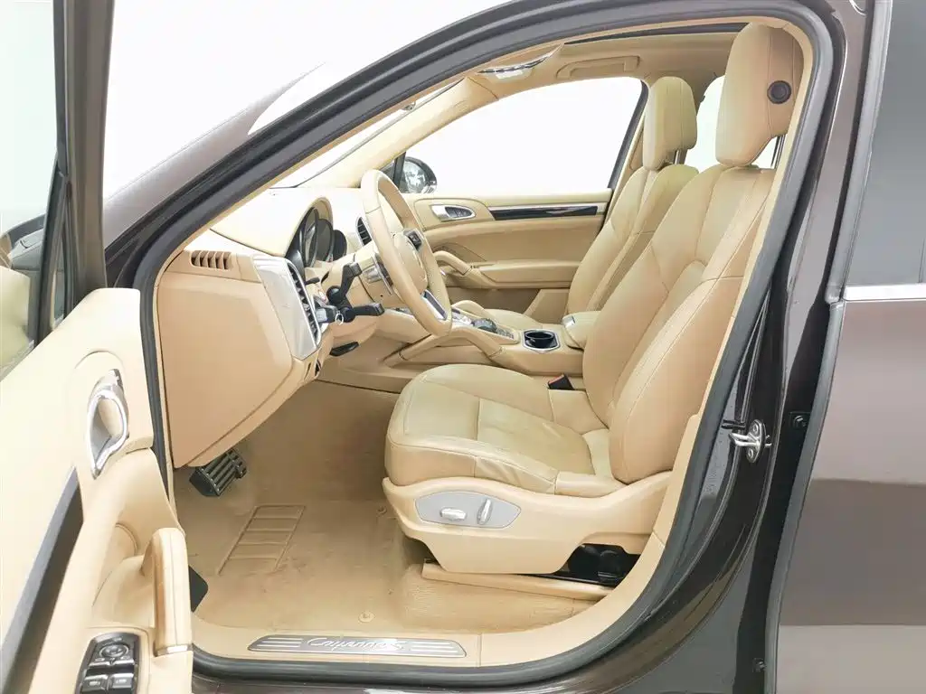 PORSCHE CAYENNE NEW ENERGY