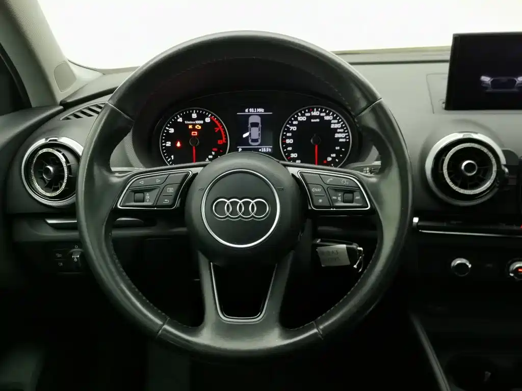 Audi A3 — миниатюра 11