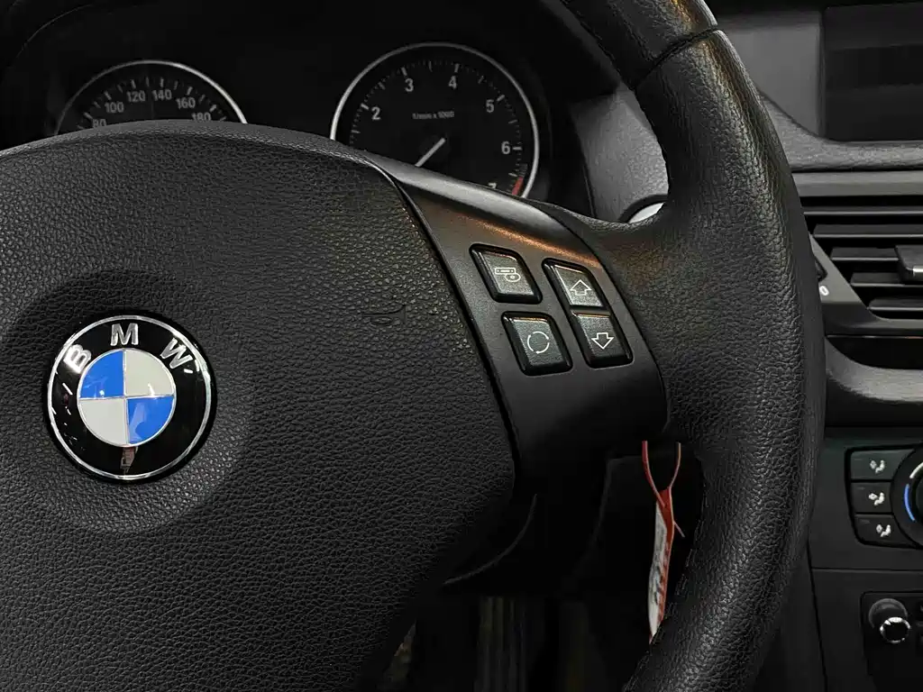 BMW X1 (Import) — миниатюра 19