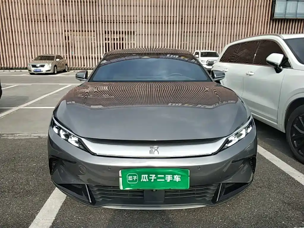 BYD Han — миниатюра 3