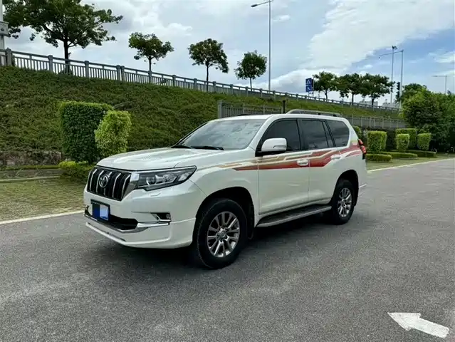 TOYOTA PRADO 2020
