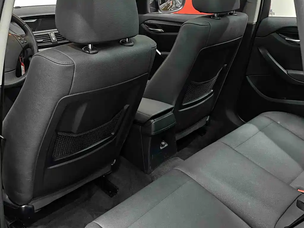 BMW X1 (Import) — миниатюра 25