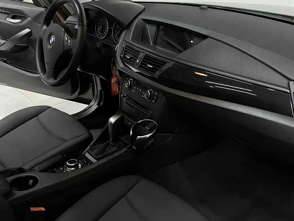 BMW X1 (Import) — миниатюра 23