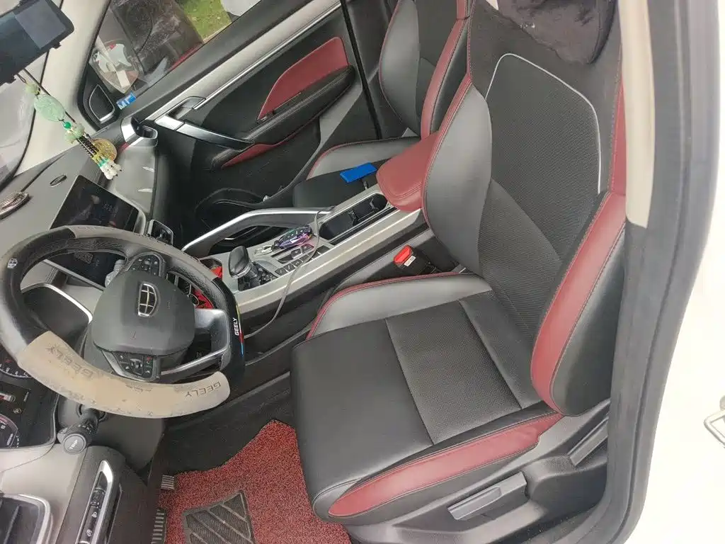 Geely Binyue — миниатюра 11