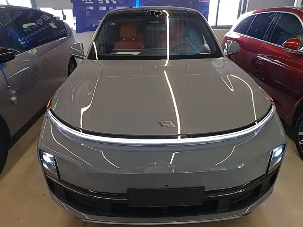 Li Auto Li L8 — миниатюра 3