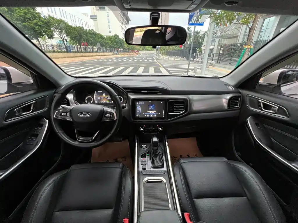 Chery Tiggo 8 — миниатюра 5