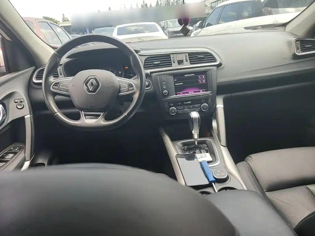 Renault Kadjar — миниатюра 10