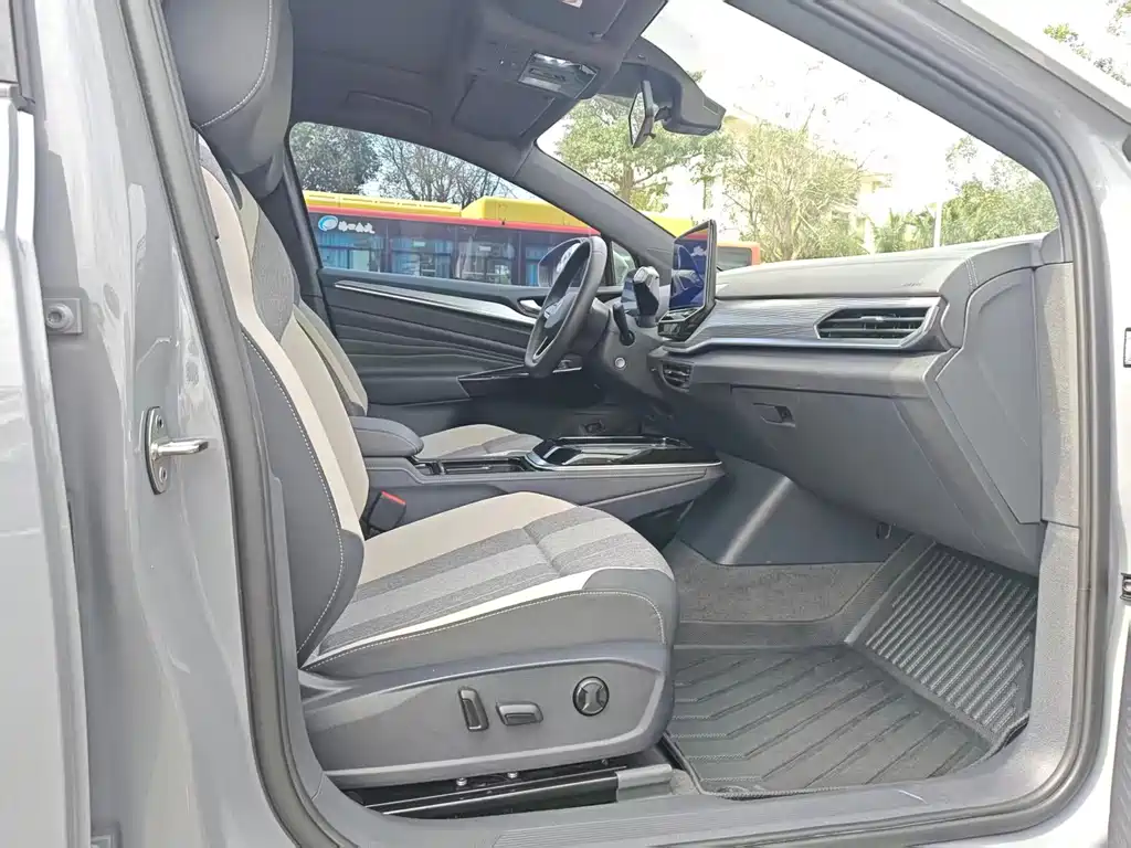 VOLKSWAGEN ID.4 CROZZ