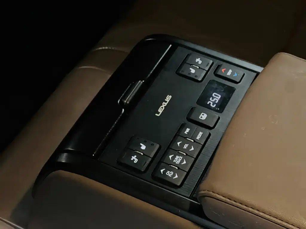 Lexus ES — фотографии объявления, Фото 15