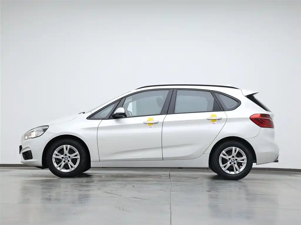 BMW 2 SERIES STATION WAGON