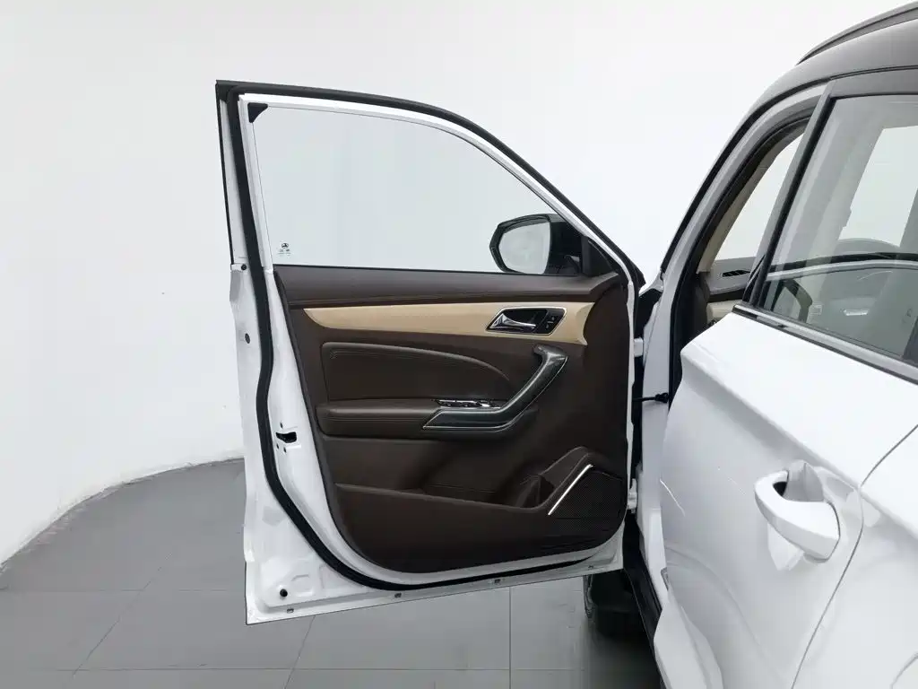 Leopaard Leopaard CS9 — миниатюра 8