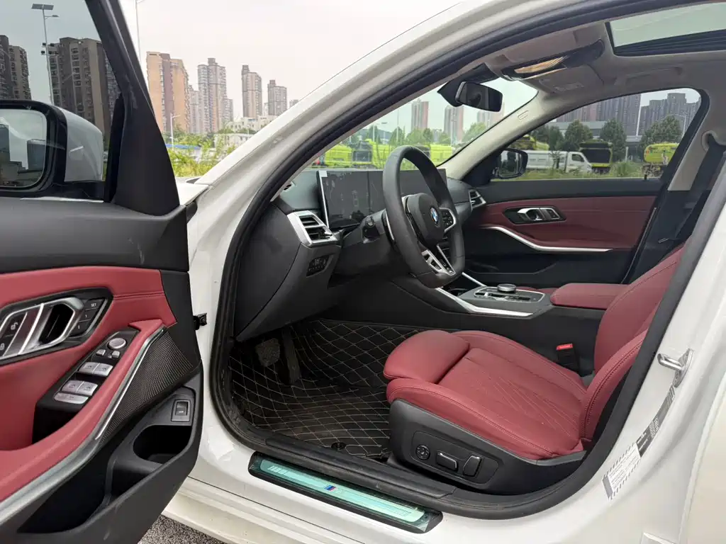 BMW 3 Series — миниатюра 4