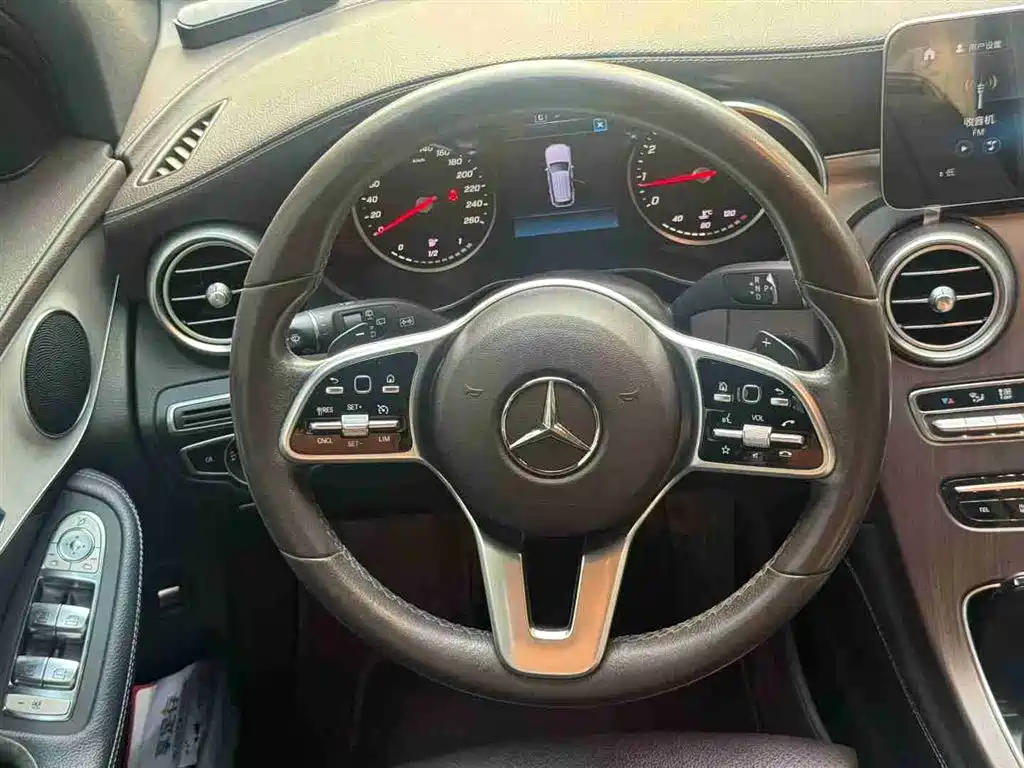 Mercedes-Benz GLC 2020 GLC 260 L 4MATIC