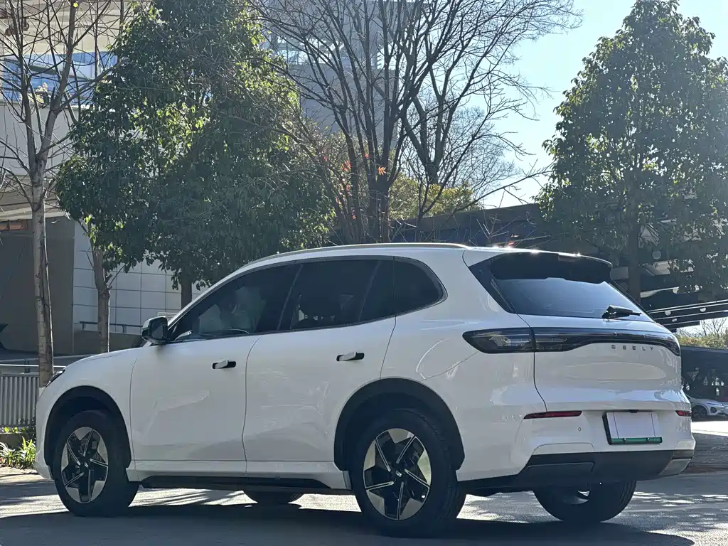 GEELY GALAXY GALAXY E5