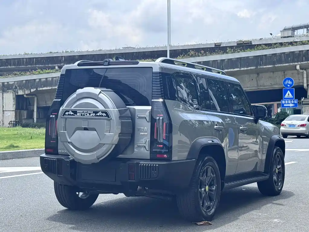 Jetour Traveller — миниатюра 10