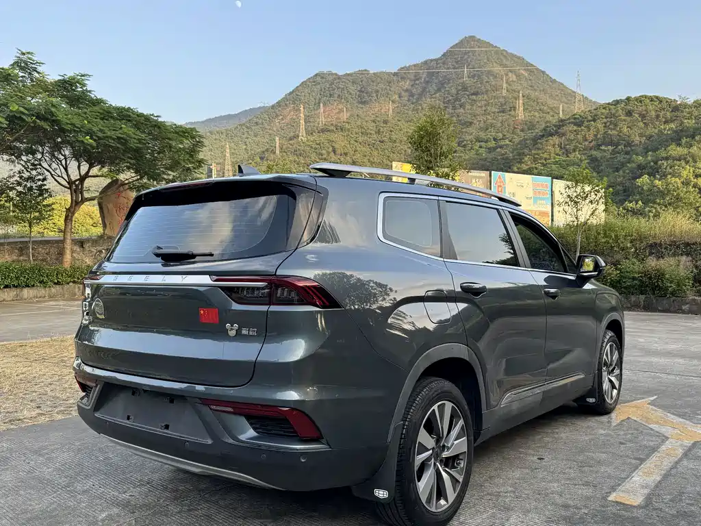 Geely Haoyue — миниатюра 20