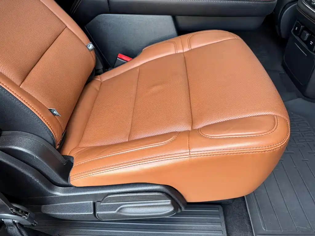 Lincoln Navigator — миниатюра 25
