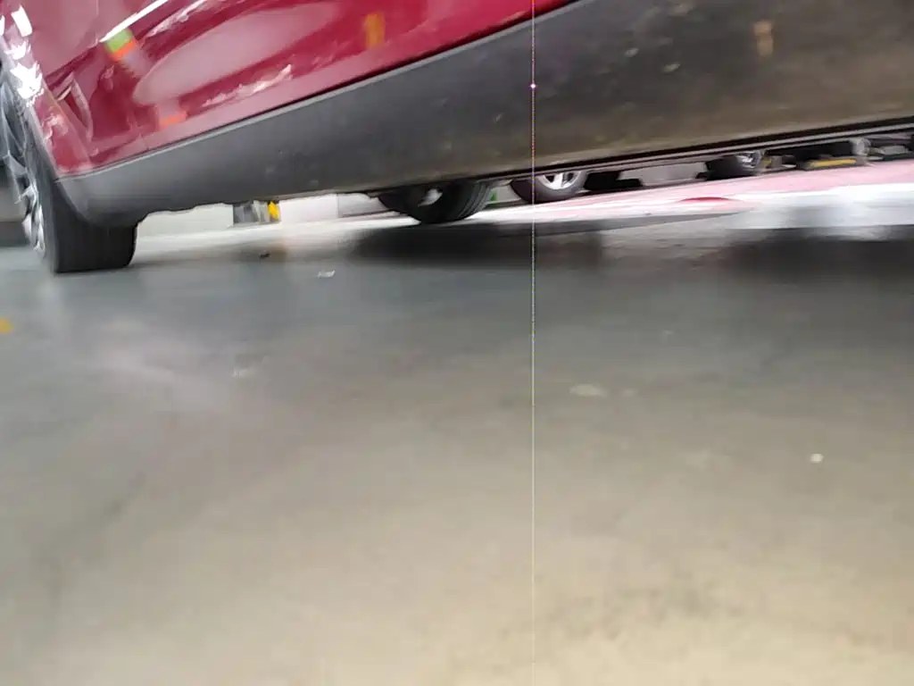 Tesla Model Y — миниатюра 21