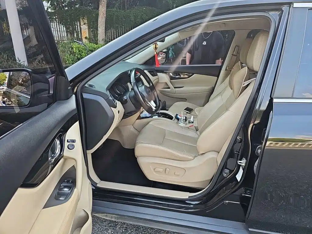 Nissan X-Trail — миниатюра 17