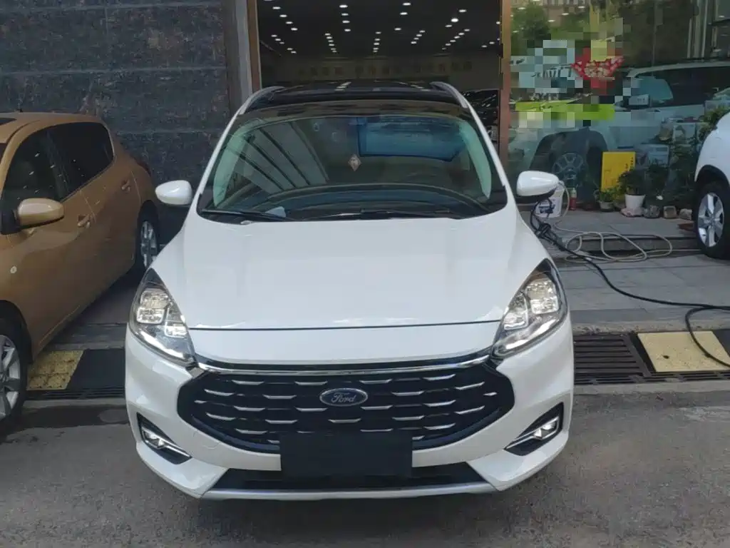 Ford Escape — миниатюра 3