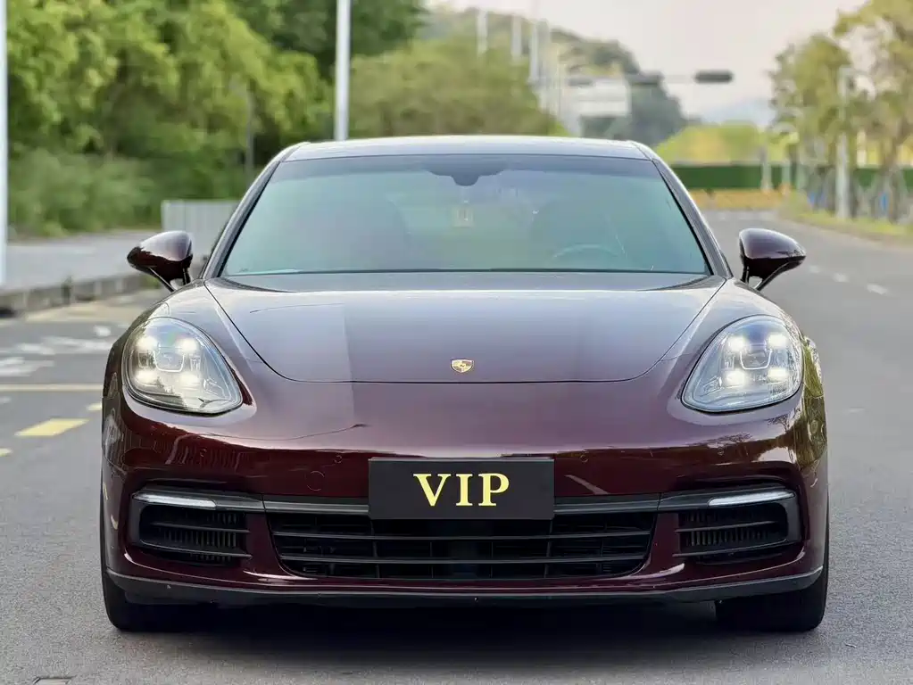 Porsche Panamera — миниатюра 2