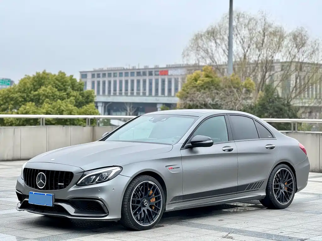 MERCEDES-BENZ C CLASS AMG