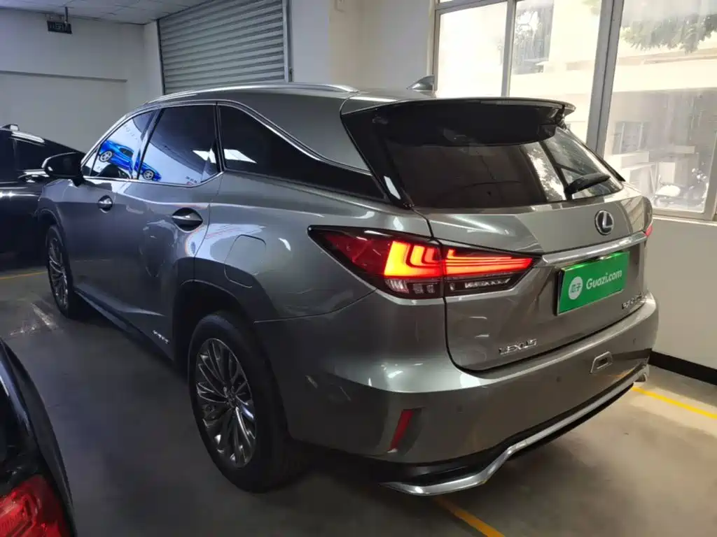 Lexus RX — миниатюра 5